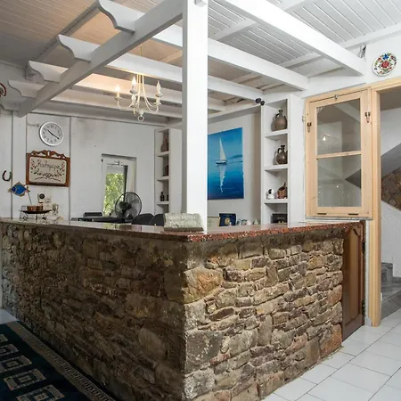 Irini Livadia (Tilos)